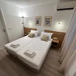 A-rooms Serviced In