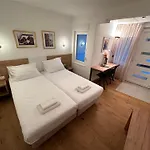 A-rooms Serviced In בית הארחה 3*