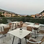 A-rooms Serviced In