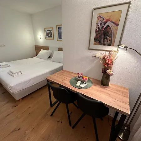 A-rooms Serviced In Mostar