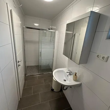 Guest house A-rooms Serviced In *