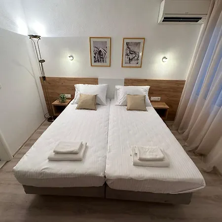 A-rooms Serviced In بيت ضيافة موستار