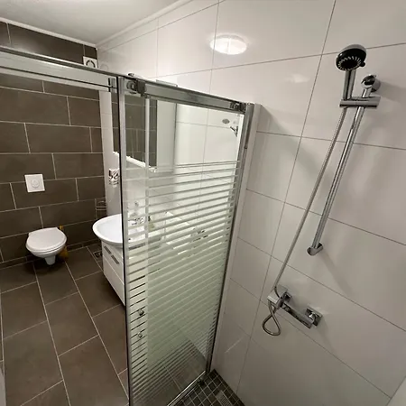 A-rooms Serviced In