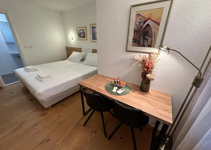 A-rooms Serviced In Mostar