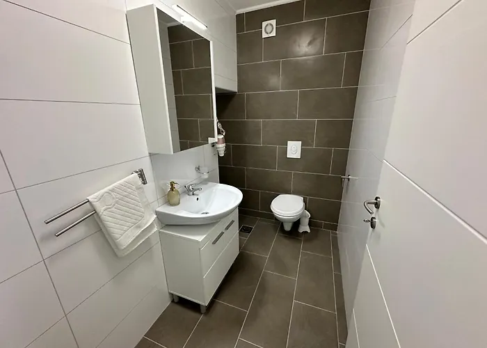 A-rooms Serviced In 3*