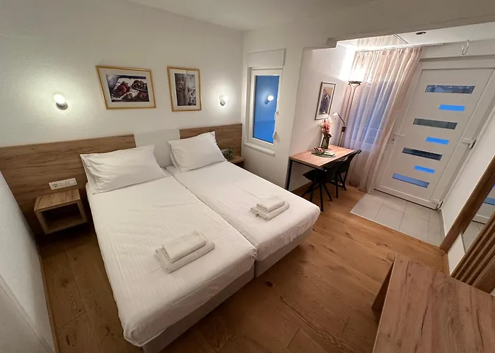 A-rooms Serviced In Gasthuis 3*